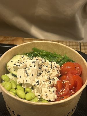 Green power   at Koa Poke Vialia Vigo in Vigo