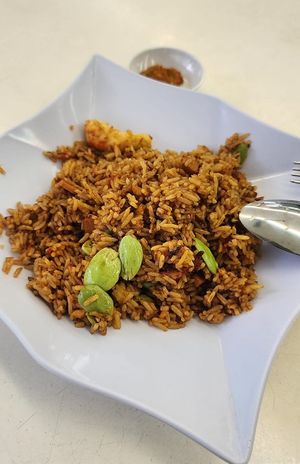 Petai fried rice
Photo by Michael  at Daily Green -吉祥素 - Blk 107 Ang Mo Kio in Northeast Singapore