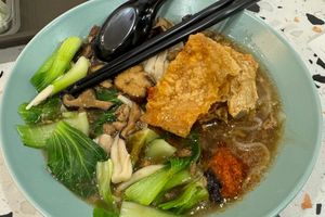 Hor fun (tasty) #Veganuary at Veggie House 一芳 - HarbourFront in Central Singapore