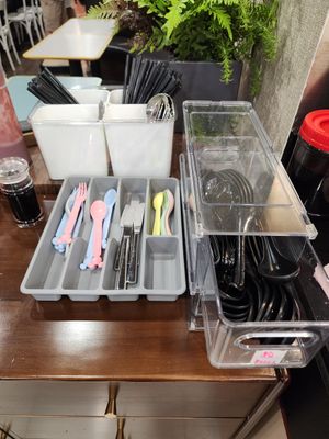 Cutlery at Veggie House 一芳 - HarbourFront in Central Singapore