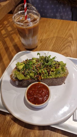 AVOCADO ON SEEDED SOURDOUGH
Served with Salsa Verde, Spicy Seeds, Coriander Cress & Tomato Relish at GAIL's Bakery in Wilmslow