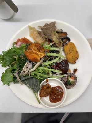Vegan plate - pay by weight   at VEGANCHAN in Seoul