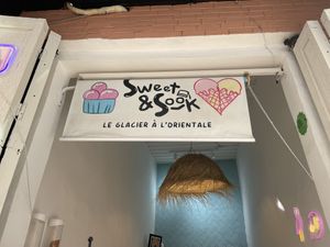 Sign   at Sweet & Sook in Marrakech