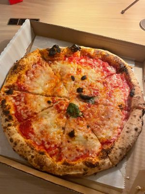  at 90 Second Pizza in Washington