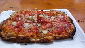 veganmania: pinsa @stella at Vegane Gesellschaft Österreich in Vienna