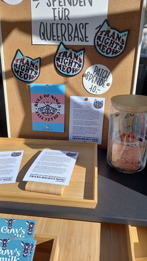 veganmania: charity patch @ruleofnines at Vegane Gesellschaft Österreich in Vienna