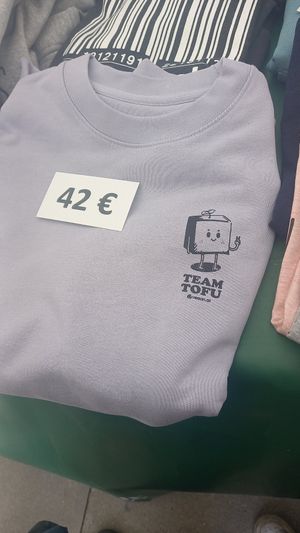 team tofu hoodie 42€ at Vegane Gesellschaft Österreich in Vienna