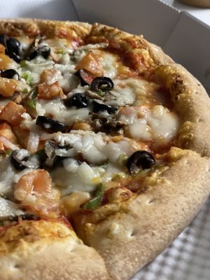 Close look. The dough is a bit sweet though ^^;  at Papa John's in Seoul