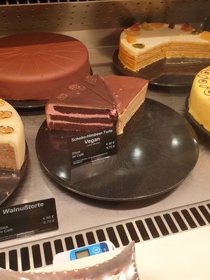  at Cafe Kreutzkamm in Munich