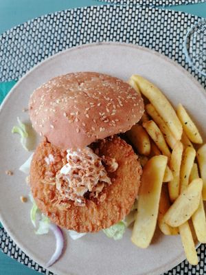 Hambúrguer at Dona Sardinha in Luso