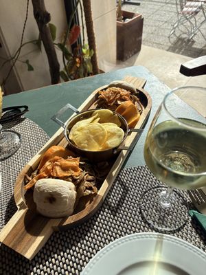   at Dona Sardinha in Luso