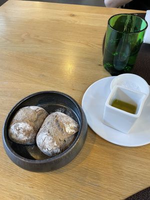 Bread, oil, salt  at Restaurant Wannee in Leeuwarden