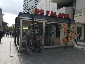 Outside at De Falafel in Rotterdam
