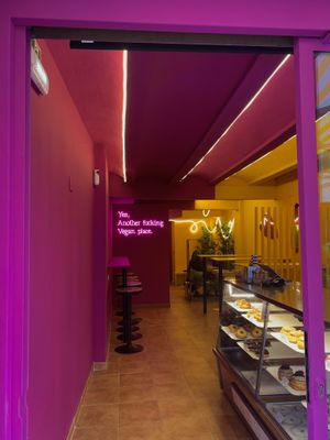   at Vonuts in Valencia