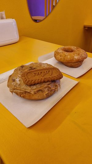  at Vonuts in Valencia