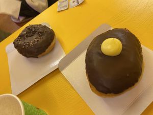   at Vonuts in Valencia