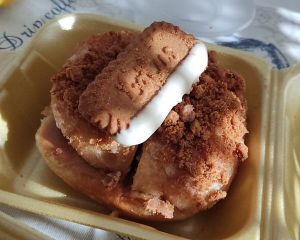 Donut de Lottus at Vonuts in Valencia