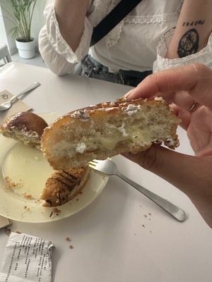 Crème de catalana  at Areca Bakery in Barcelona