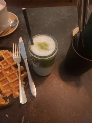Matcha latte at Café Hin & Veg in Leipzig