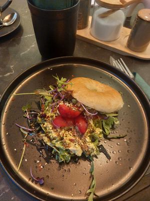 Vegan Maja Bagel at Café Hin & Veg in Leipzig
