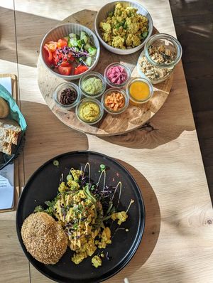 Bertha und Kurt at Café Hin & Veg in Leipzig