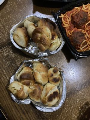 Garlic knots  at 3 Brothers Pizza Cafe in Farmingdale