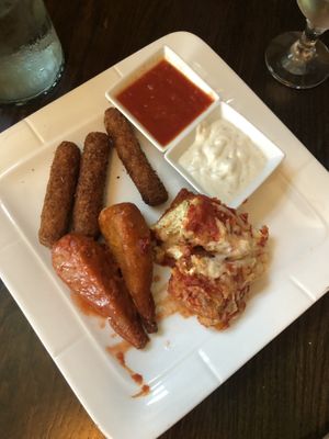 Delicious appetizers ! at 3 Brothers Pizza Cafe in Farmingdale