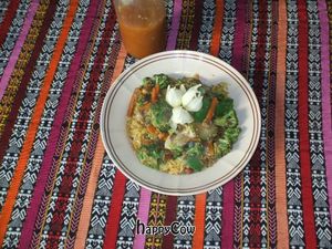 Vegetarian Stir Fry served with Sweet Chile Sauce at Las Lagartijas in Santiago Atitlan