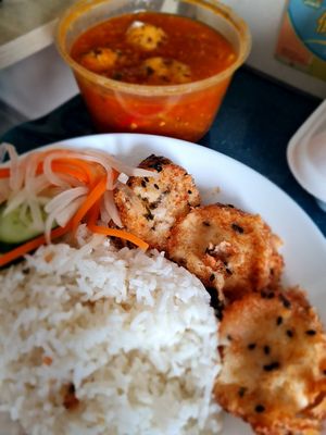 Crispy young tofus with sesama at Greens and Tofus in Northeast Singapore