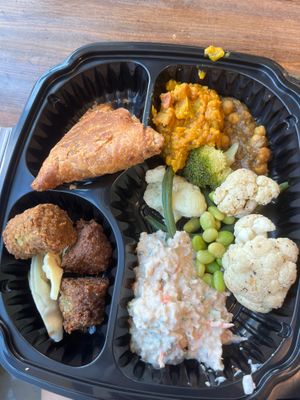 Vegan food from their food line. Includes falafel (actually was rlly bad tho…rest tasted good), vegan tuna salad, two curry scoops, etc. at Whole Foods Market in Gainesville