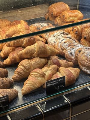 Vegan croissant filled with raspberry jam    at Panfé in Bologna