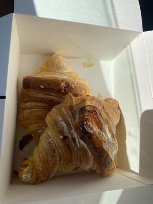 Plain vegan croissants   at O Melhor Croissant da Minha Rua in Sintra