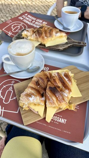   at O Melhor Croissant da Minha Rua in Sintra
