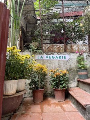 Located second floorr  at La Vegarie in Hanoi