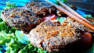 Mushroom steaks with an amazing sauce
https://www.youtube.com/watch?v=OnqhophufyY at Karma Waters in Da Nang