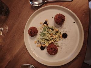  at Pipe and Glass in Beverley