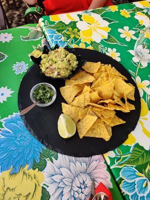 Nachos with guacamole at Casa Mexico in Funchal