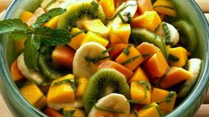 Fresh Salads at Yerbabuena del Sisal in Valladolid