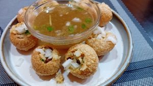 Panipuri starter at Elohim Asian Fusion Restaurant in Funchal