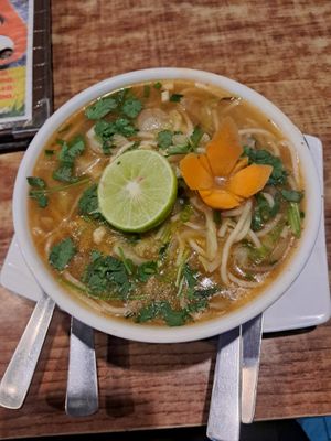Vegetables thumps.spaghetti mix with green vegetables and soup at Elohim Asian Fusion Restaurant in Funchal