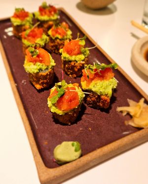 Hot rolls with vegan goats cheese at Gurumê Leblon in Rio De Janeiro