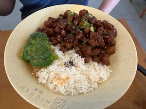 Sweet & Spicy Vegan Chicken at High Su in Collegedale