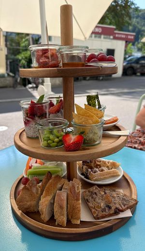 Veganes Etagere (für 2 Personen)  at Bela Loko Café & Genuss in Baden