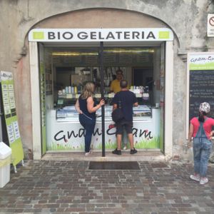 Bio Gelateria. Gnam Gnam at Gnam Gnam in Bassano Del Grappa
