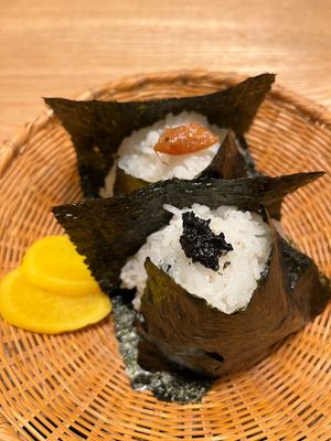 plate of 2 onigiri: laver boiled in soy sauce, pickled plum at Nigirimeshi Ginka in Morioka