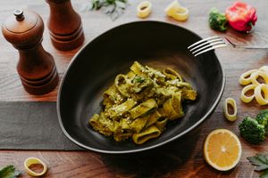 Calamarata Pasta with a broccoli-spinach cream that makes you fall in love with broccoli. Lemony, creamy and a hint of spiciness! at Primo Pasta Amsterdam in Amsterdam