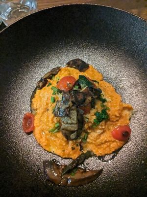 Filled pasta with a red almond pesto at Primo Pasta Amsterdam in Amsterdam