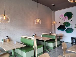 Decor at EatHappy Vegan - Rosenhoff in Oslo