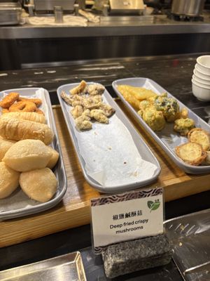 Mushrooms  at Kyo Kyo Vegetarian Restaurant - 京享蔬食百匯餐庁 in Kaohsiung