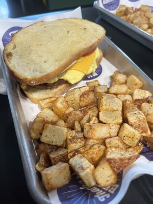 Vegan breakfast sandwhich with vegan chipotle Aioli and side of breakfast potatoes     at ThanksABrunch in Gilbert